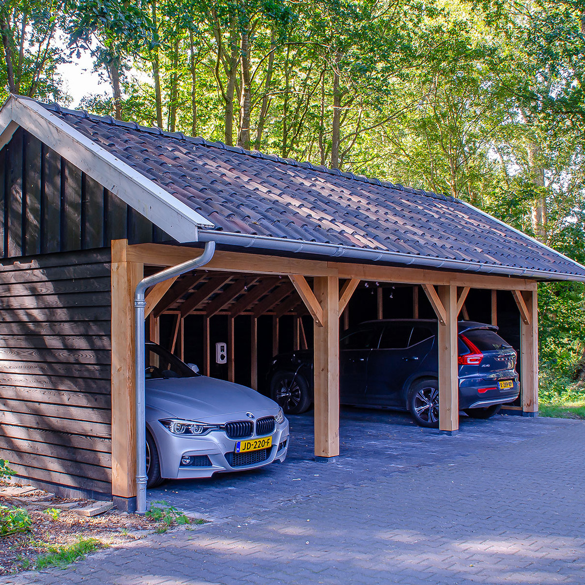 Kapschuur van hout